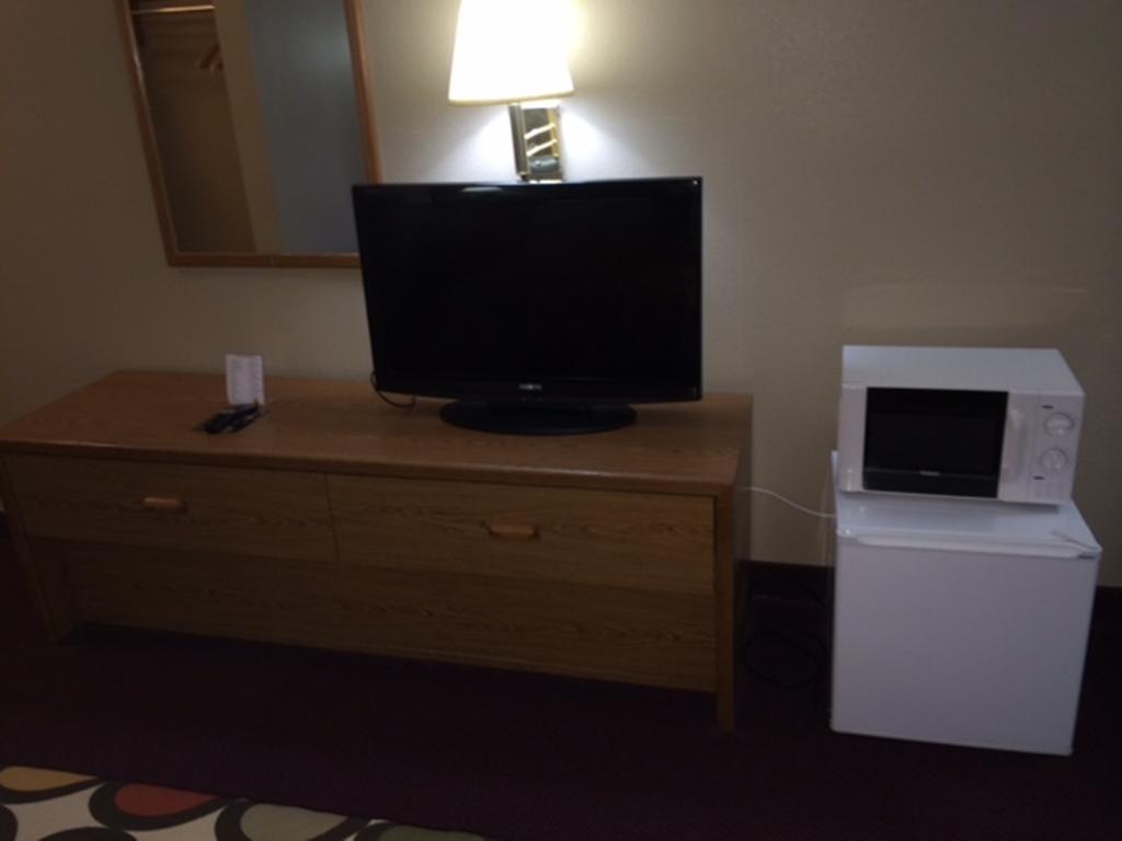 Super 8 By Wyndham Beresford Hotel Szoba fotó