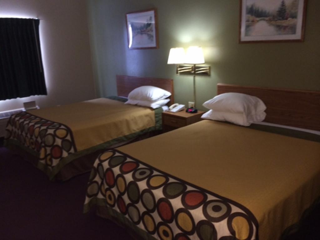 Super 8 By Wyndham Beresford Hotel Szoba fotó