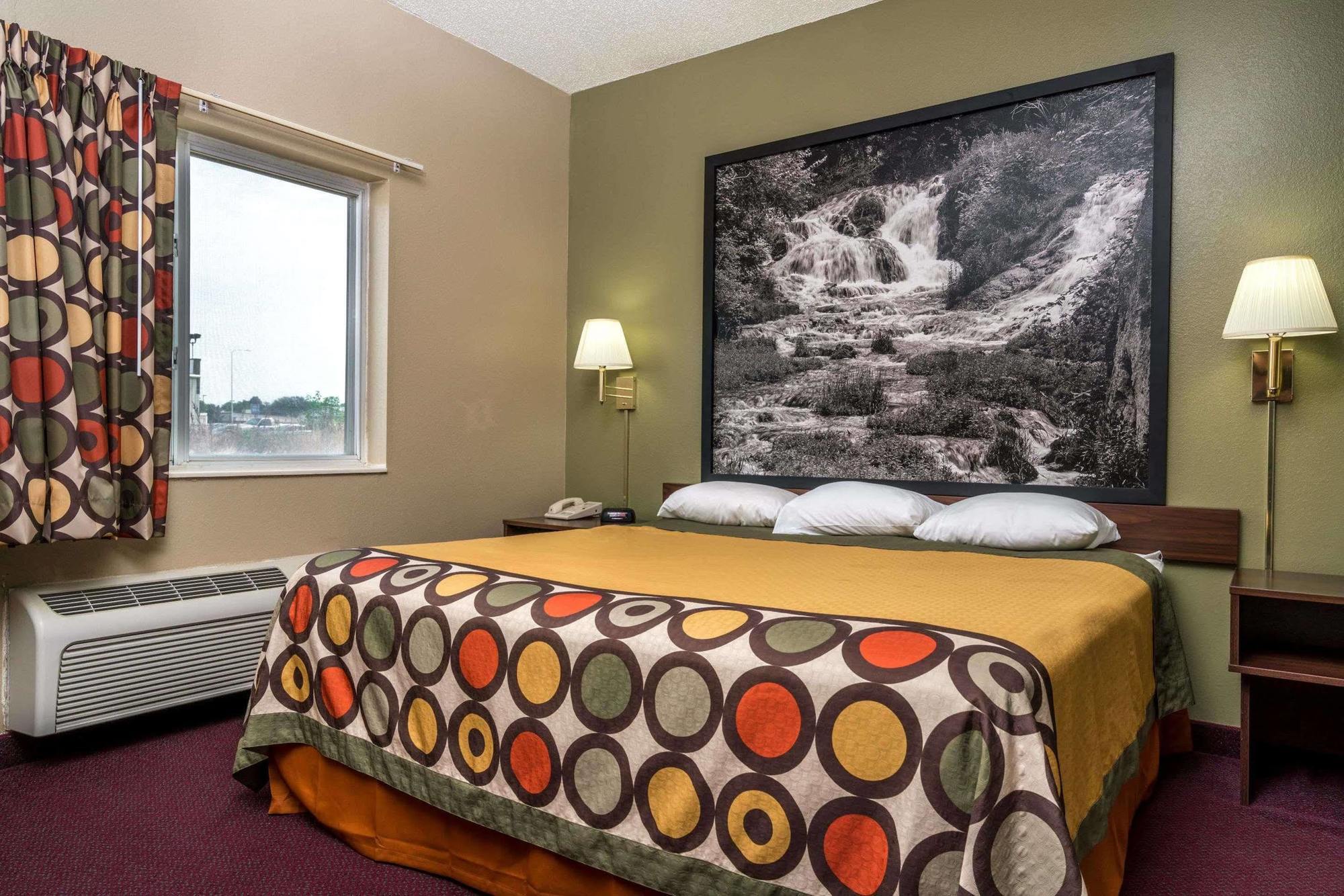 Super 8 By Wyndham Beresford Hotel Kültér fotó